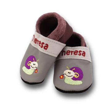 Krabbelschuhe Schnecke auf grau